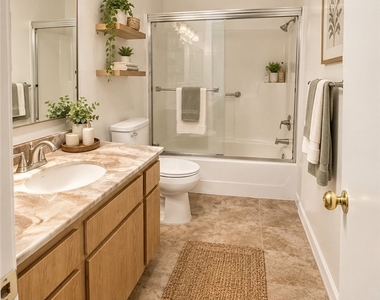1216 S Cypress Avenue - Photo Thumbnail 11