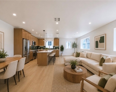 1259 S Longwood Avenue - Photo Thumbnail 2