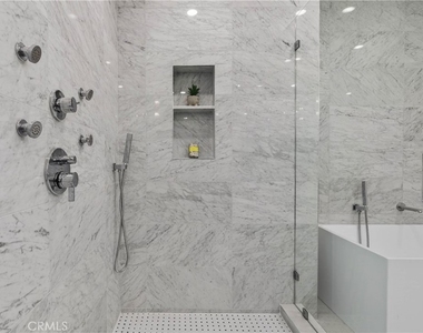 4844 Biloxi Avenue - Photo Thumbnail 48