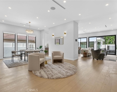 4844 Biloxi Avenue - Photo Thumbnail 6