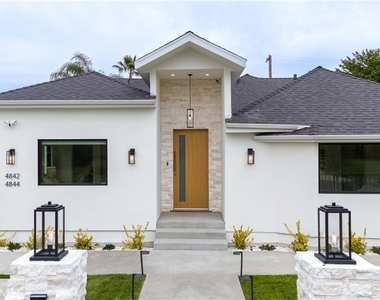 4844 Biloxi Avenue - Photo Thumbnail 2