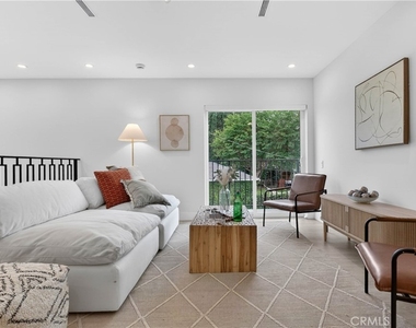4844 Biloxi Avenue - Photo Thumbnail 64