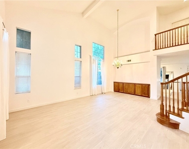 5425 Signac Court - Photo Thumbnail 4