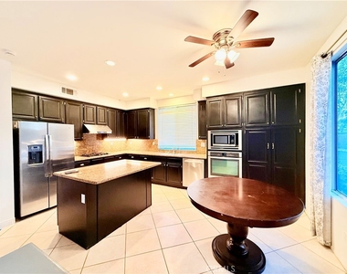 5425 Signac Court - Photo Thumbnail 5