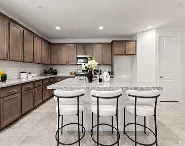 2972 E Calgary - Photo Thumbnail 14