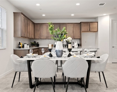 2972 E Calgary - Photo Thumbnail 11