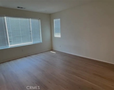 6483 Canyonlands Drive - Photo Thumbnail 3