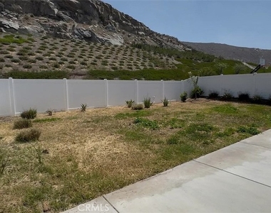 6483 Canyonlands Drive - Photo Thumbnail 9