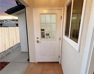 2312 California - Photo Thumbnail 20