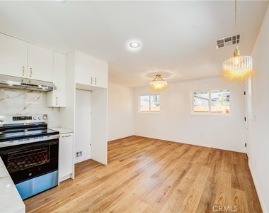 2312 California - Photo Thumbnail 8