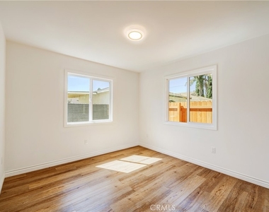 2312 California - Photo Thumbnail 14