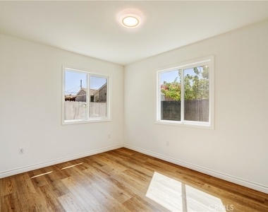 2312 California - Photo Thumbnail 16