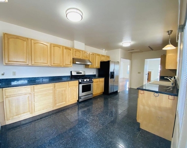 3540 Deer Hill Rd - Photo Thumbnail 9