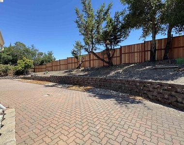 3540 Deer Hill Rd - Photo Thumbnail 6