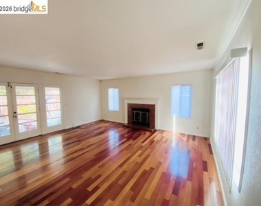 3540 Deer Hill Rd - Photo Thumbnail 7