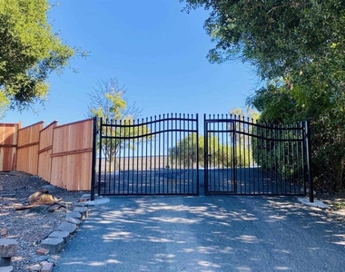 3540 Deer Hill Rd - Photo Thumbnail 4
