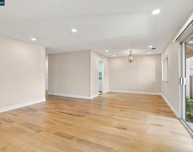 1738 Candelero Ct - Photo Thumbnail 3