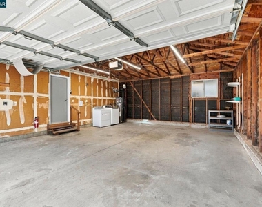 1738 Candelero Ct - Photo Thumbnail 9