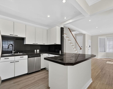 215 S Gale Drive - Photo Thumbnail 1