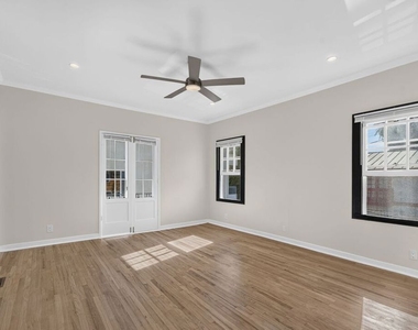 215 S Gale Drive - Photo Thumbnail 20