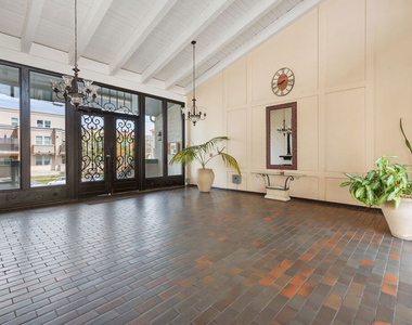 550 W Regent Street - Photo Thumbnail 16