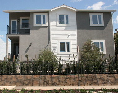 4870 St. Elmo Street - Photo Thumbnail 1