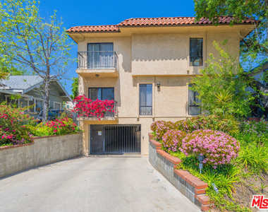 1246 E Lexington Drive - Photo Thumbnail 24