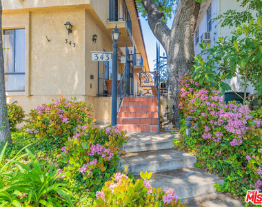 1246 E Lexington Drive - Photo Thumbnail 25