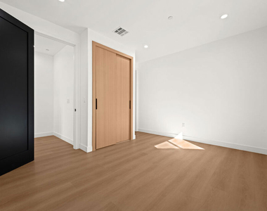 6210 Banner Avenue - Photo Thumbnail 9