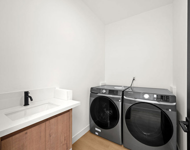 6210 Banner Avenue - Photo Thumbnail 14