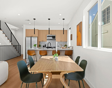 6210 Banner Avenue - Photo Thumbnail 5