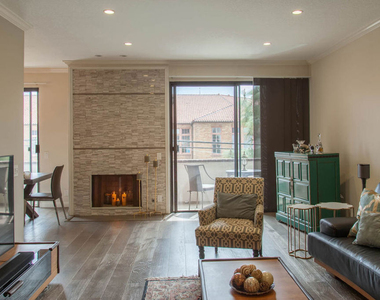 1271 Granville Avenue - Photo Thumbnail 2