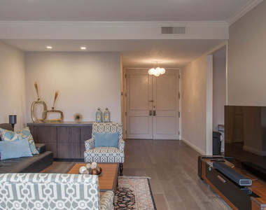 1271 Granville Avenue - Photo Thumbnail 8
