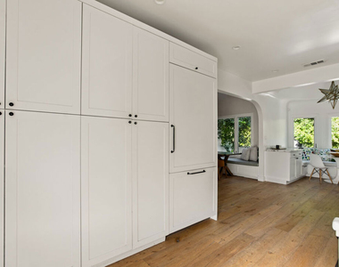 327 N Edinburgh Avenue - Photo Thumbnail 22