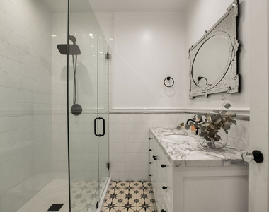 327 N Edinburgh Avenue - Photo Thumbnail 35