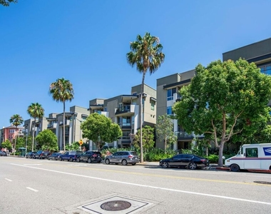 13044 Pacific Promenade - Photo Thumbnail 15