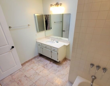 4365 Mclaughlin Avenue - Photo Thumbnail 26