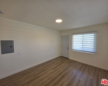 1280 West Boulevard - Photo Thumbnail 21