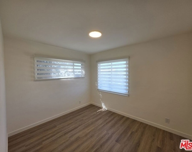 1280 West Boulevard - Photo Thumbnail 30