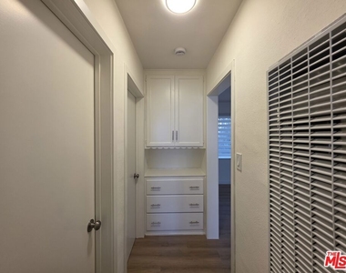 1280 West Boulevard - Photo Thumbnail 13