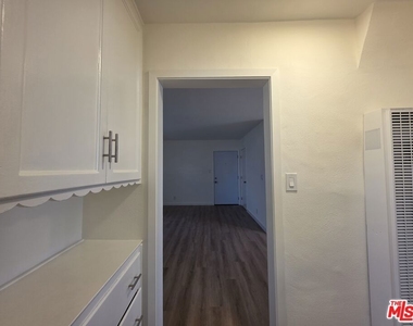 1280 West Boulevard - Photo Thumbnail 12