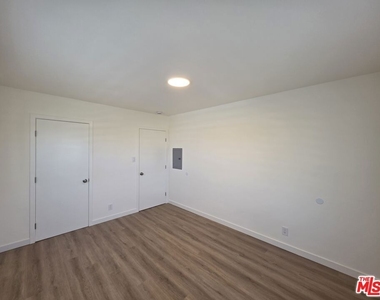 1280 West Boulevard - Photo Thumbnail 19
