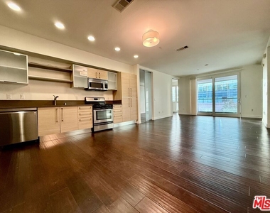 1234 Wilshire Boulevard - Photo Thumbnail 1
