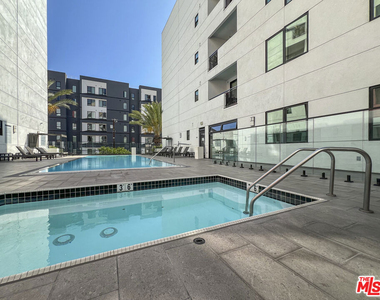 1234 Wilshire Boulevard - Photo Thumbnail 10