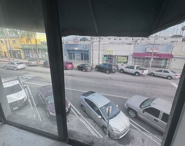 844 W Gardena Blvd. - Photo Thumbnail 4
