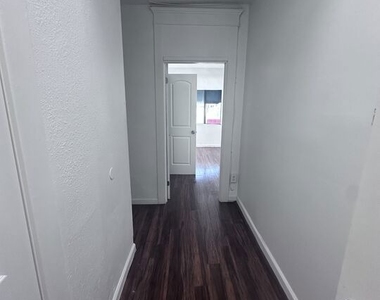 844 W Gardena Blvd. - Photo Thumbnail 6