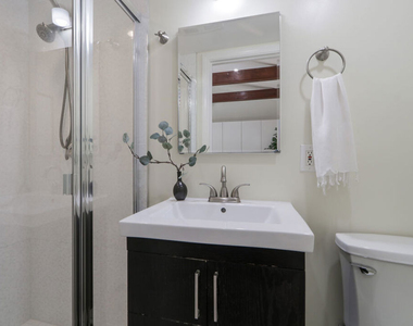 2130 Manning Avenue - Photo Thumbnail 19