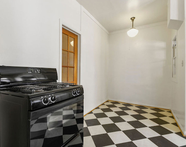 421 N Ogden Drive - Photo Thumbnail 6