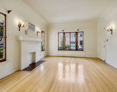 421 N Ogden Drive - Photo Thumbnail 3