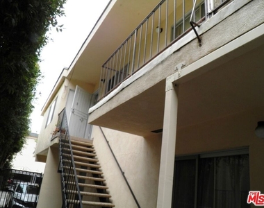 1908 11th Street - Photo Thumbnail 6